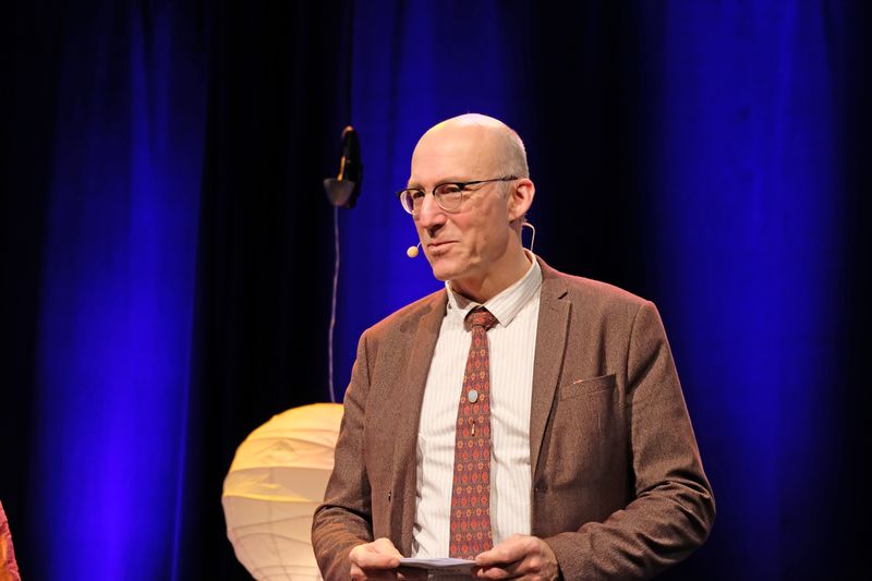 Datei:Ewald Arenz 2018 1.jpg