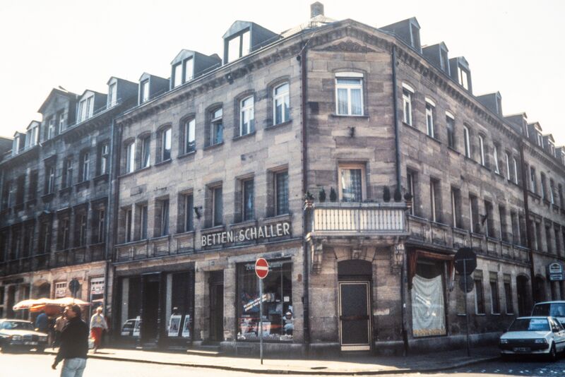 Datei:NL-FW 05 0355 KP Schaack Geburtshaus Henry Kissinger 29.5.1990.jpg