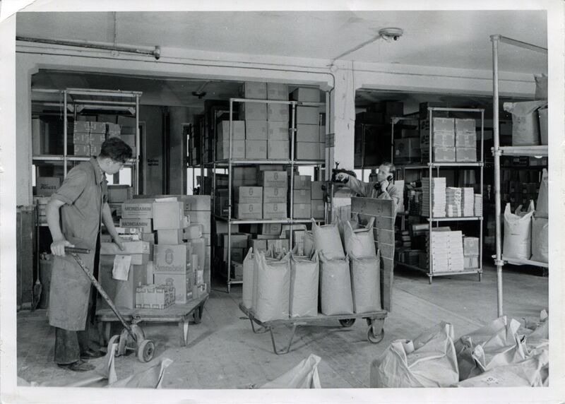 Datei:Unbekanntes Lebensmittellager in Fürth.jpg