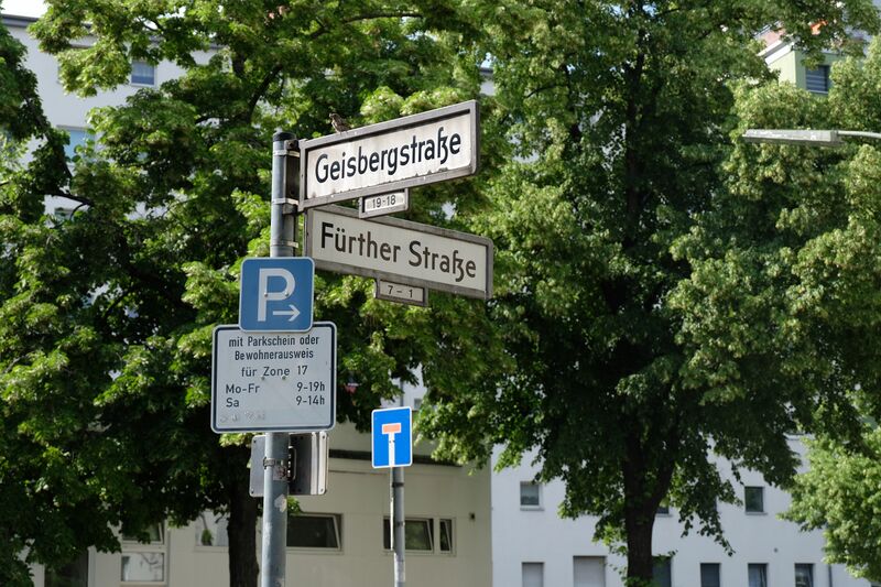 Datei:Fürther Straße Berlin Wilmersdorf Juni 2021.jpg