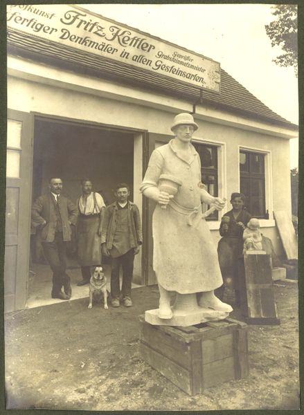 Datei:Fritz Kettler Grabsteingeschäft.jpg