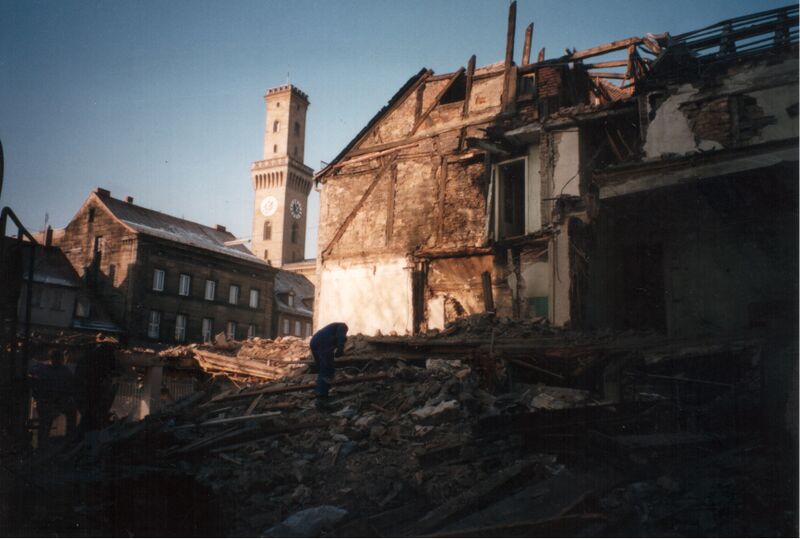 Datei:Abriss Königstr. 91 93 04.03.96-1.jpeg