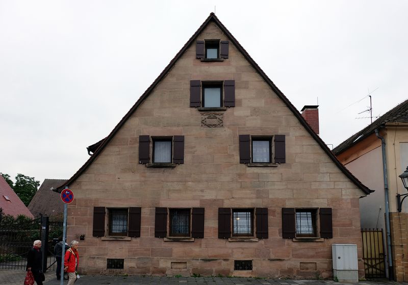 Datei:Poppenreuther Straße 130 1.jpg