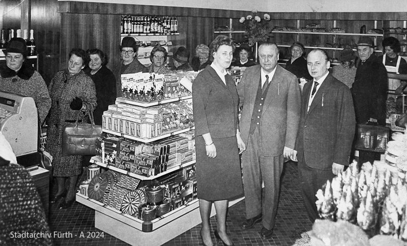 Datei:Bäckerei Wölfel 1960 - A2024.jpg