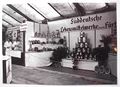 Stand der Süddeutschen Lebensmittelwerke bei einer Leistungsschau während der Fürther Kirchweih 1935