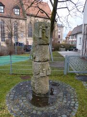 Brunnensäule 1b.JPG