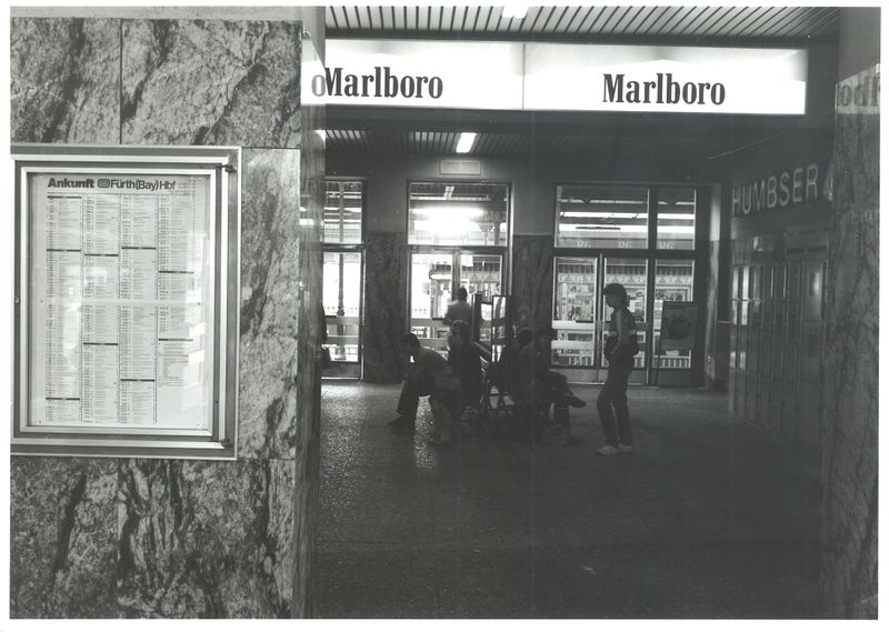 Datei:Hauptbahnhof 1982 (17).jpg