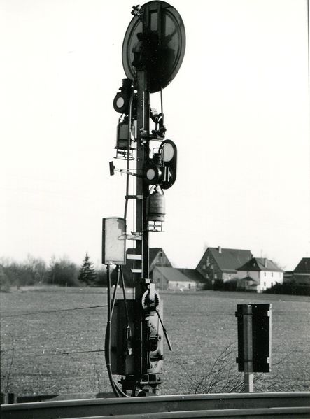 Datei:Bahnhof Vach 28.jpg