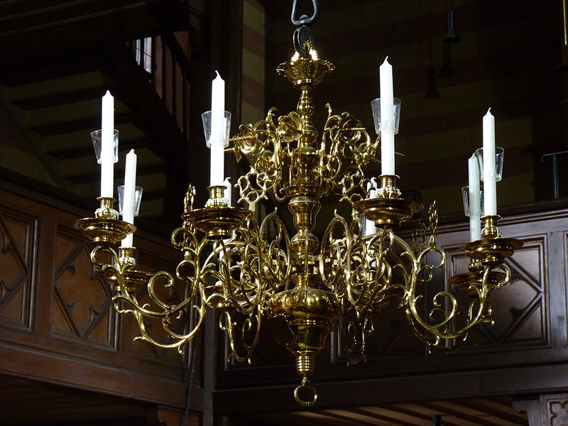Datei:Kronleuchter 1738.jpg