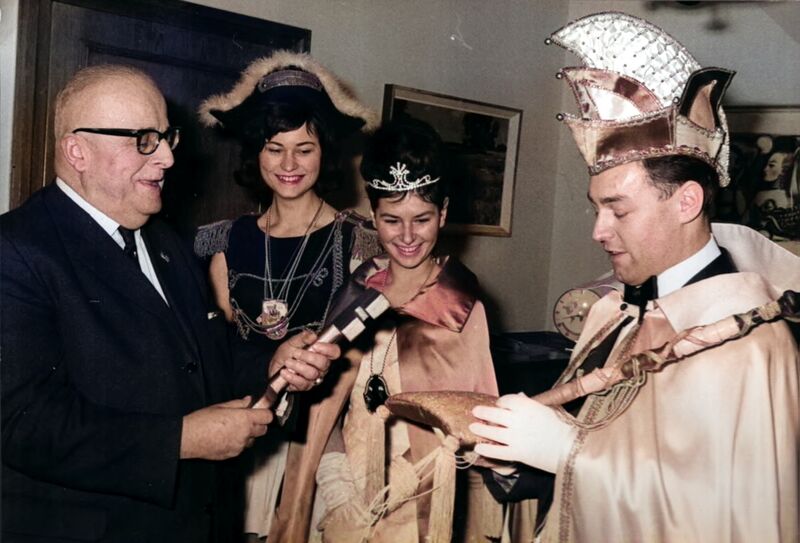 Datei:CFK Band 1&2 1964 Bornkessel coloriert.jpg