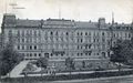Wittelsbacher Anlage, im Hintergrund die Hornschuchpromenade 1 - 4, gel. 1907