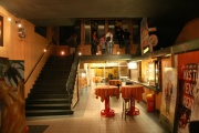 City Kino Eingang Innen.jpg