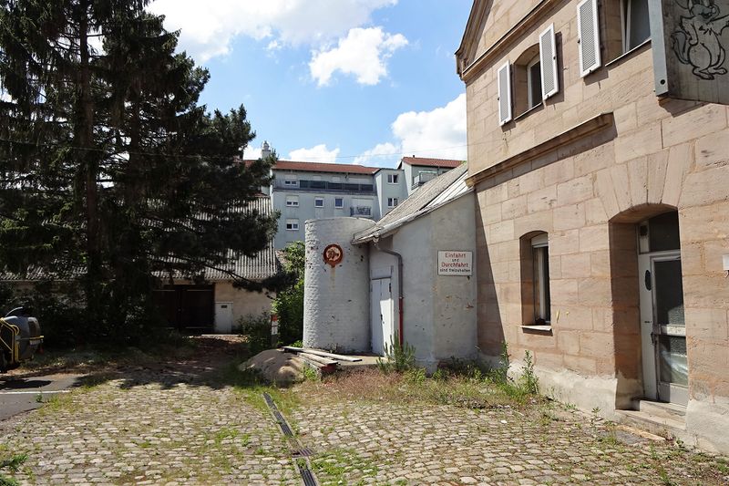 Datei:Erlanger Straße 81.4.jpg