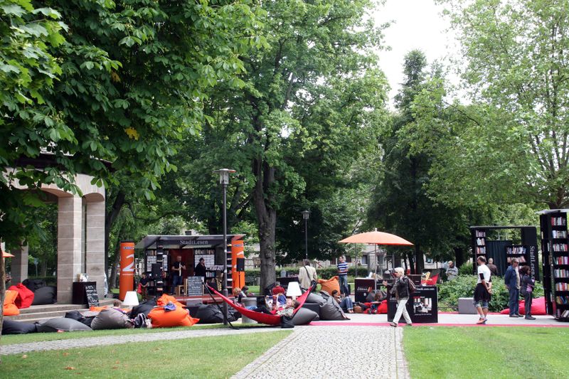 Datei:Lesen Juni 2013 5.jpg