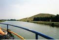Blick vom Main-Donau-Kanal auf Solarberg und Kanalbrücke Zenn, 2001