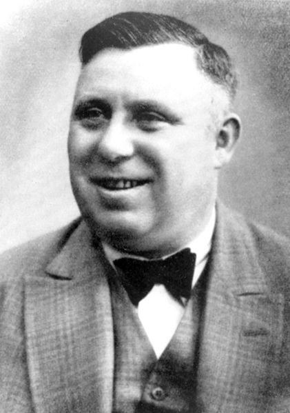 Datei:Fritz Bernet ca 1930.jpg