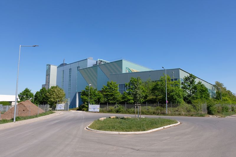 Datei:Müll-Schwelbrennanlage 4.jpg