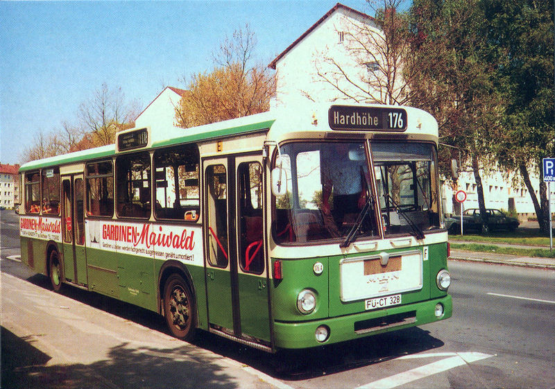 Datei:MAN Reihe 327 330 328 Standard I SL 200 1980.jpg