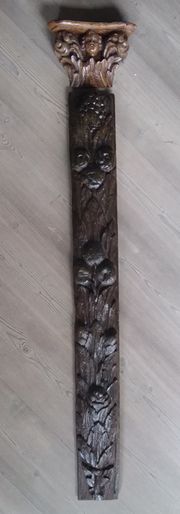 Anschlagsbrett Haustüre bambergisches Amtshaus.jpg