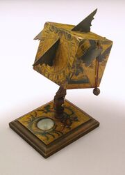 Stockert Würfelsonnenuhr 3.jpg