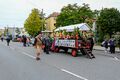 Erntedankfestzug - Aufstellung und Ablauf des Zuges aus der Südstadt zur Innenstadt, Okt. 2025 <span class="smw-highlighter" data-type="8" data-state="inline" data-title="Hinweis" title="Urheber: Kamran SalimiErstellungsdatum: 12. Oktober 2025Lizenz: cc-by-sa-4.0"><span class="smwtticon note"></span><span class="smwttcontent">Urheber: <!--LINK'" 0:471--><br>Erstellungsdatum: <!--LINK'" 0:472--> <!--LINK'" 0:473--><br>Lizenz: cc-by-sa-4.0</span></span>