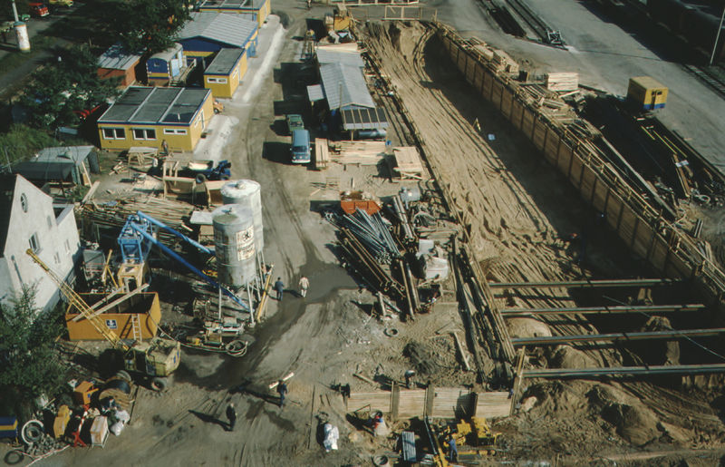 Datei:U-Bahn Baustelle Stadtgrenze-Jakobinenstraße 1979 (9).jpg