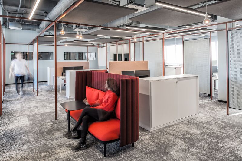 Datei:Onlineprinters Headquarter Empfang.jpg