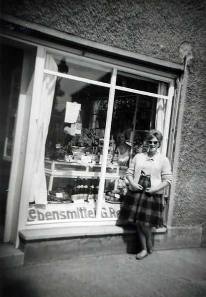 Datei:Verkaufsladen Klinikum 1950 5.jpg