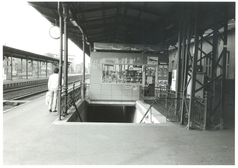 Datei:Hauptbahnhof 1982 (12).jpg