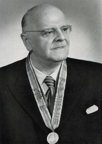 Datei:Willy Hornschuch 1955.jpg