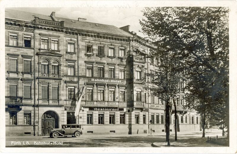 Datei:AK Bahnhof-Hotel gel. 1930.jpg
