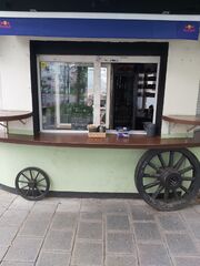 Kiosk 762 2022.05.22 19.40.23.jpg