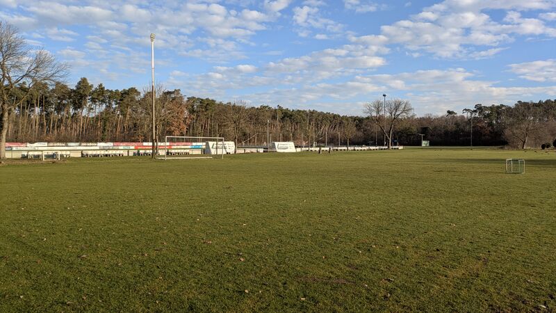 Datei:20251219 ASV Vach Gelände.jpg