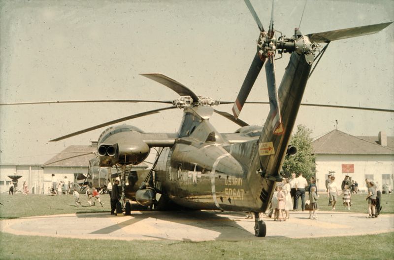 Datei:Militärschau Monteith-Barracks (1).jpg