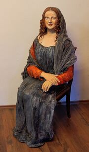 Mona Lisa Pappmaché.jpg