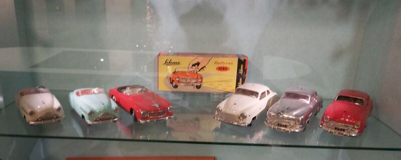 Datei:Schuco - Spielwarenmuseum2.jpg