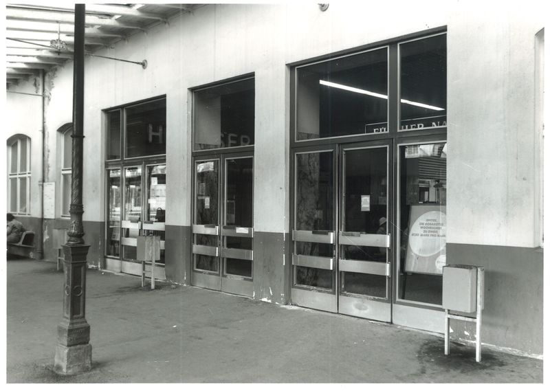 Datei:Hauptbahnhof 1982 (11).jpg