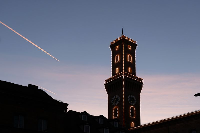 Datei:Rathaus Beleuchtung 2018.jpg