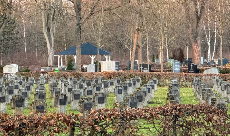 Datei:Friedhof Gedenkfeld 1 WK.jpg