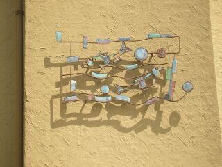 Komotauer Str. 18-24 Drahtplastik III.JPG