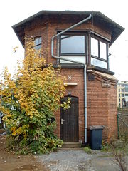 2005-10-23 Schrankenposten 8 (2).jpg