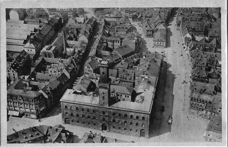 Datei:AK Luftbild Rathaus ngel.jpg