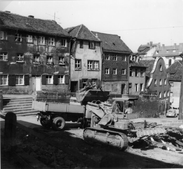 Bergstraße, Abbruch Goldene Hacke, Blick auf 21 bis 29.jpg