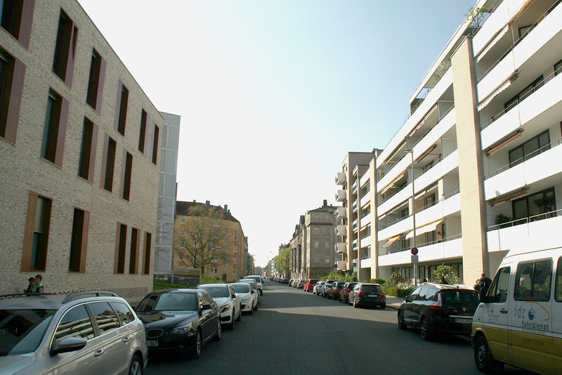 Datei:Fichtenstraße Finanzamt.jpg