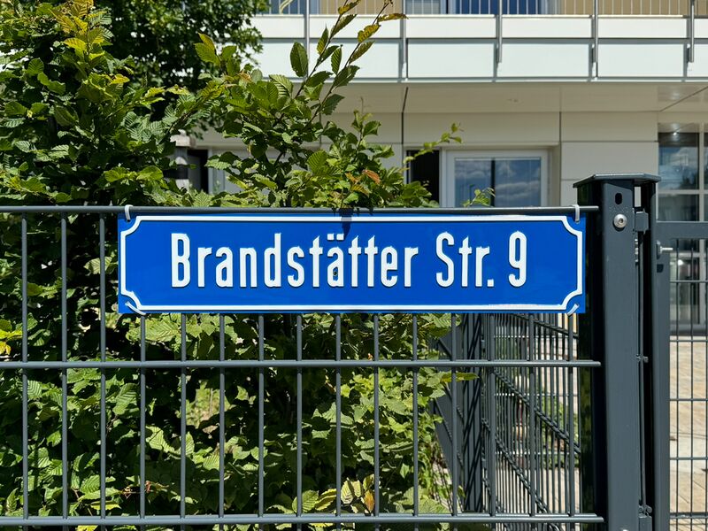 Datei:Georg-Brandstätter-Straße Schild.jpg