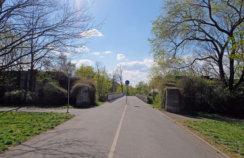 Datei:Mainausteg April 2020 1.jpg