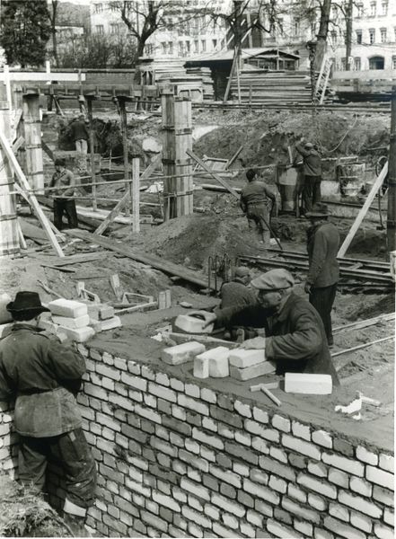 Datei:AOK Neubau 1954001.jpg