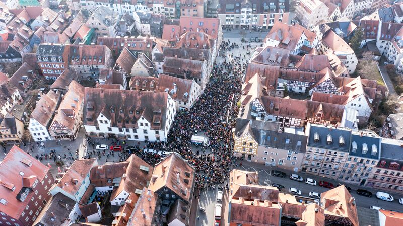 Datei:Fürth bleibt stabil Demo Feb 2025 72.jpg