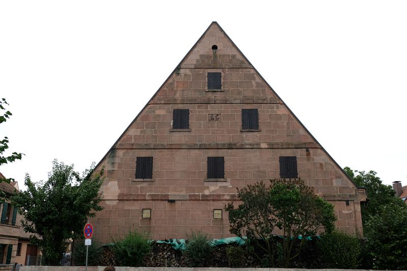 Datei:Poppenreuther Straße 139 8.jpg