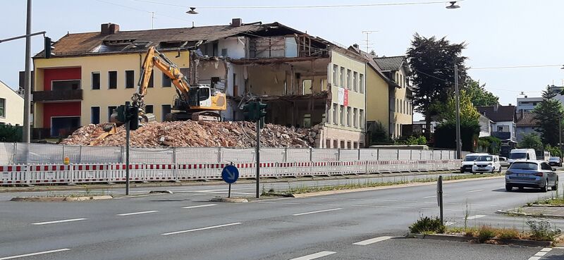 Datei:Kinderheim Abriss (1).jpg